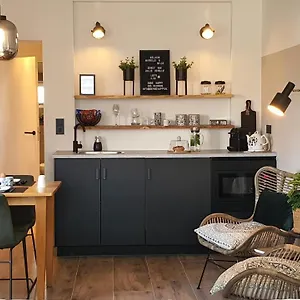 Bed & Breakfast B&be Happy